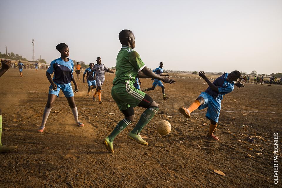 Bóng đá nữ ở Châu Phi