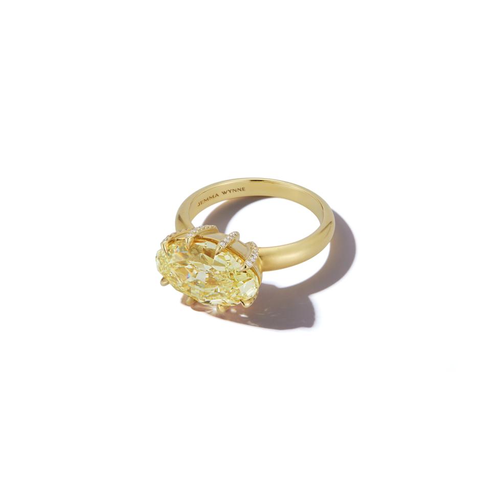 engagement ring