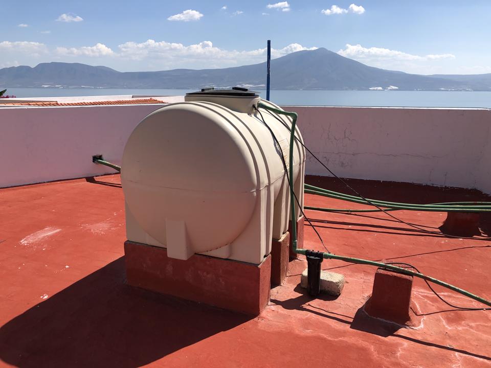 Tinaco water tank on the roof in Mexico