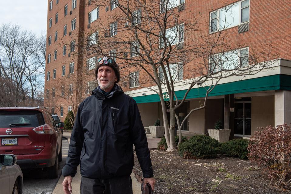 Robert Toth leaving his apartment in Lakewood, Ohio