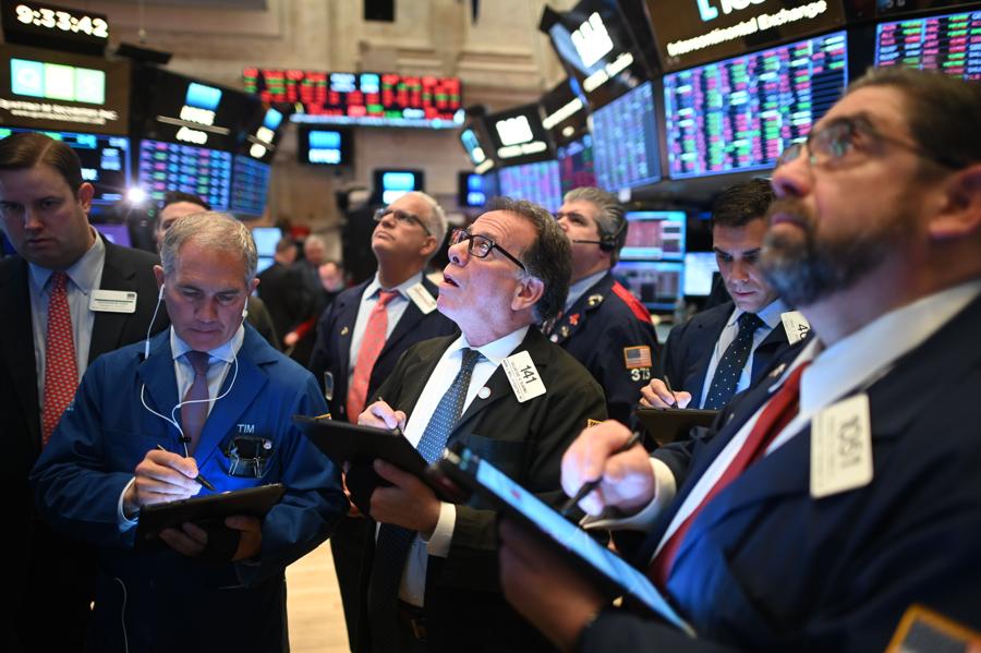 Apple And Tesla Soar As Stock Markets Bounce Back From Last Week's Crash