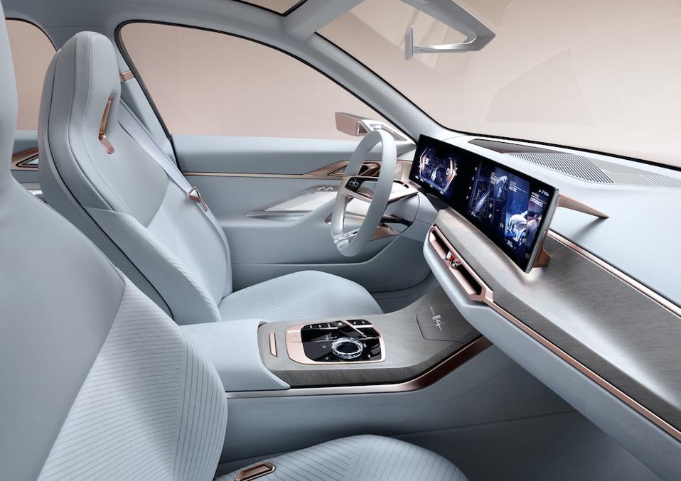 2020 Geneva Motor Show: BMW’s New Electric Car Concept I4