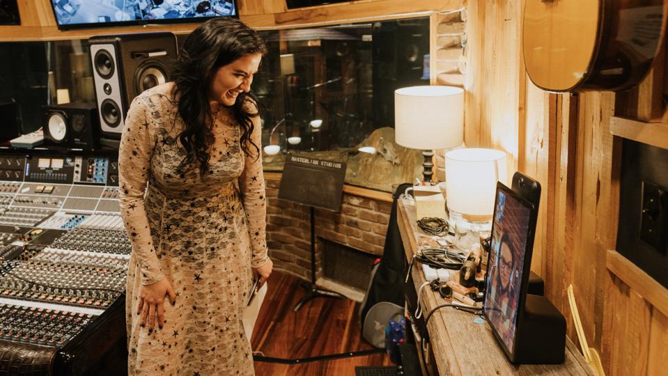 Candi Carpenter produced ″Little Sparrow,″ a Dolly Parton cover, using Facebook Portal
