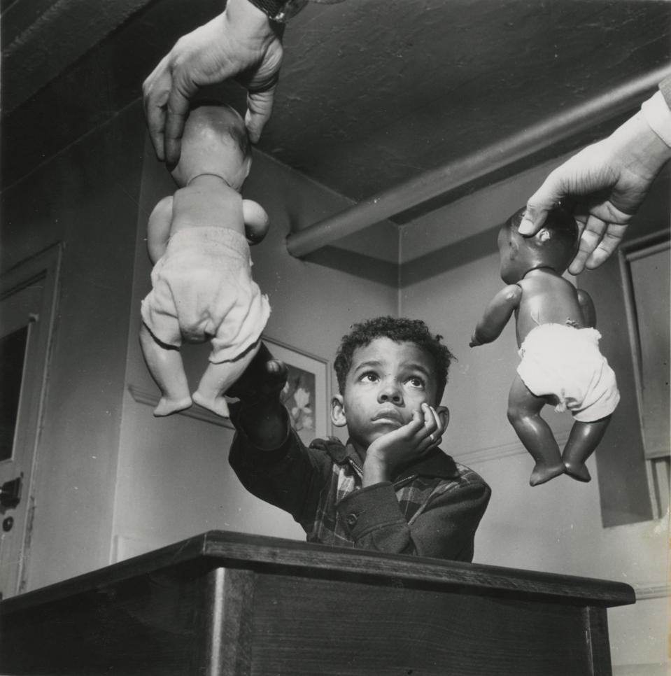Early Work Of Groundbreaking Photographer Gordon Parks On View At Addison Gallery Of American Art