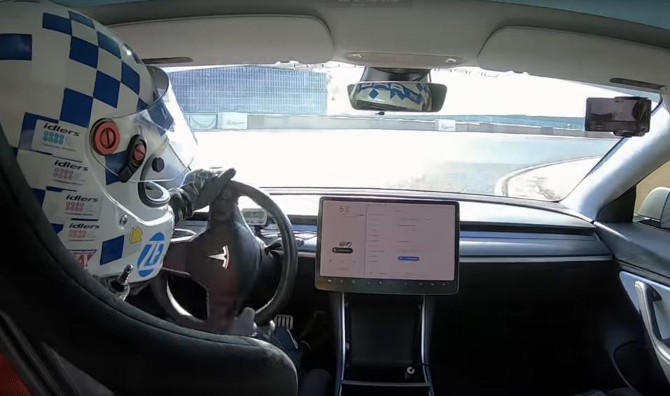 Tweaked Tesla Model 3 Beats Porsche 911 Gt3 Rs Mclaren F1 Times Around Tsukuba Racetrack