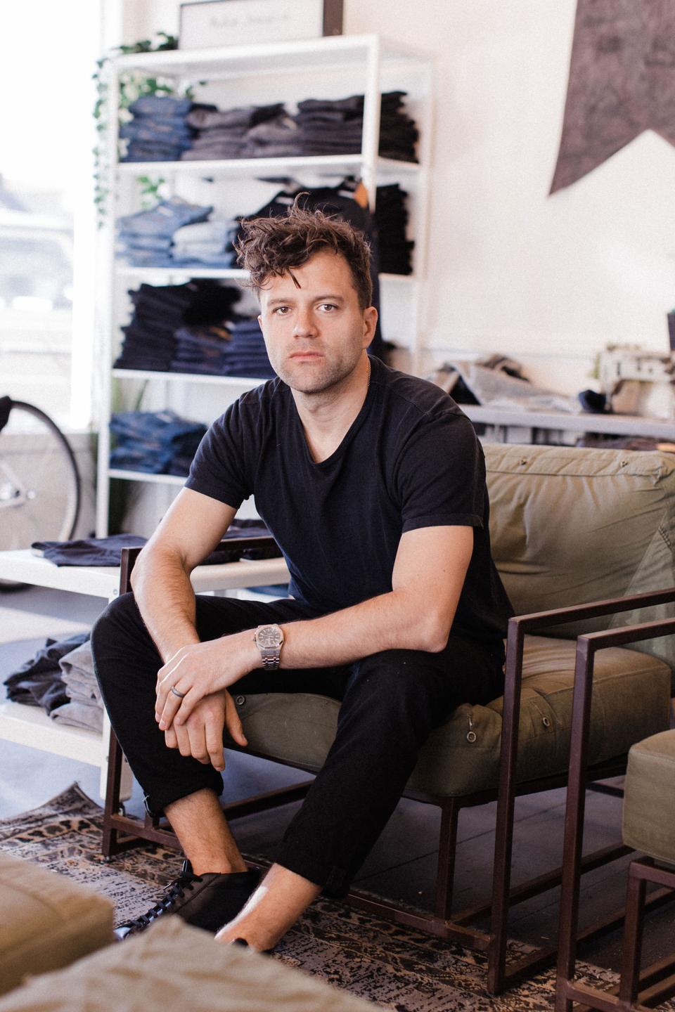 Kyle a décrit Jack Henry comme une extension de lui-même en adoptant un mode de vie conscient. Pas seulement ce qu'il mange, mais ce que lui et sa famille ont mis sur leur corps