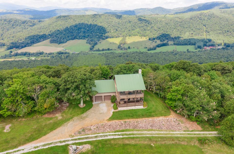 Cabins at High Mountain are spaced for privacy and optimum views.