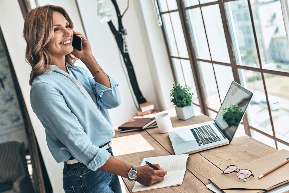 Should You Have A 4 Day Work Week? | Stephanie Burns