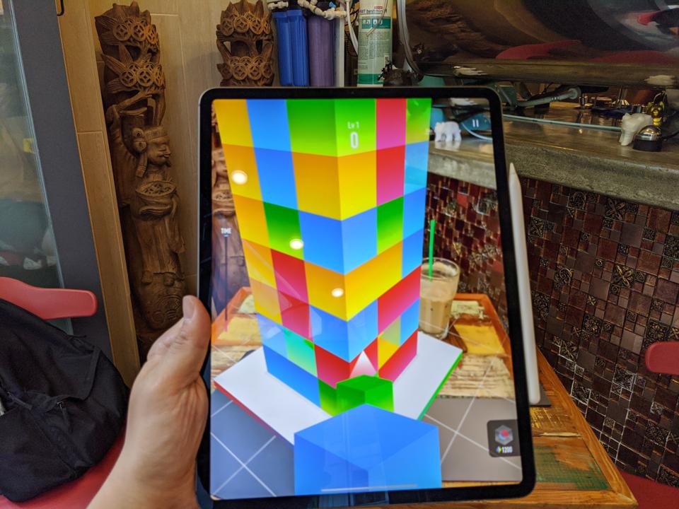 Playing the puzzle game AR Blast on the iPad Pro 2020.