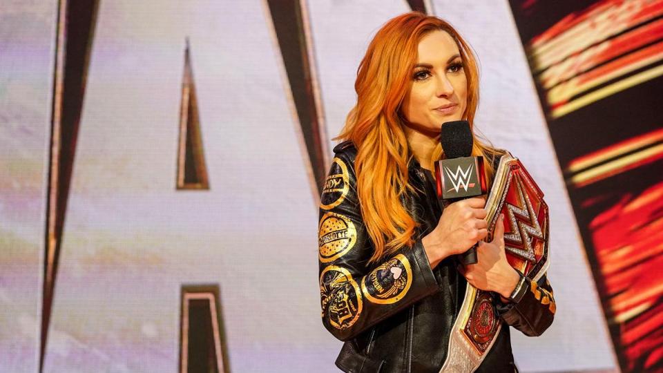 Becky Lynch Reportedly Signs New Contract With The Wwe 2 Becky Lynch Reportedly Signs New Contract With The WWE 1