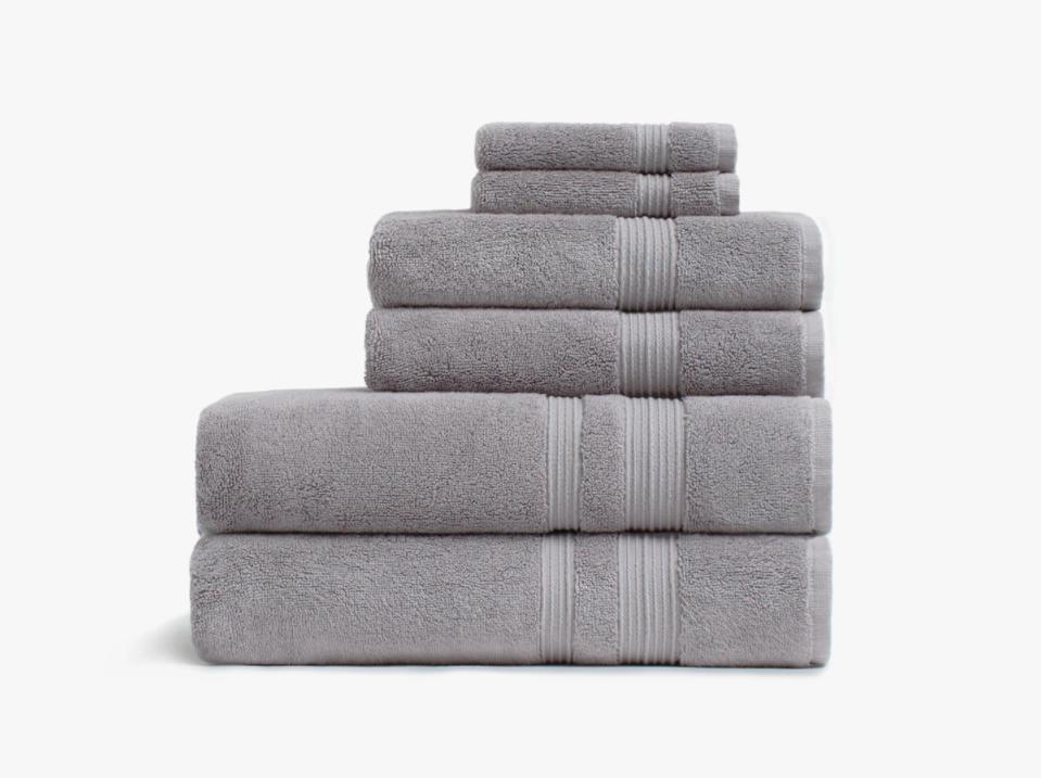 The Classic Towels from Parachute, 100% long-stable Turkish cotton