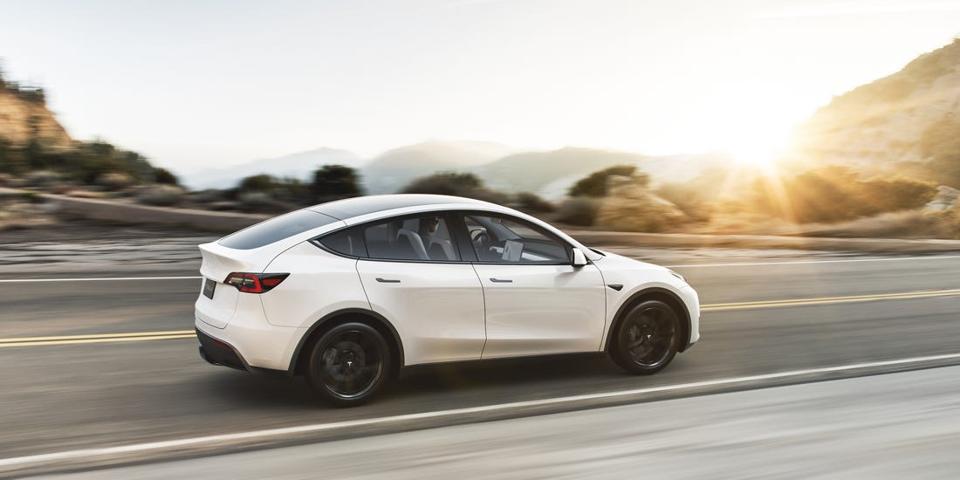 Tesla Model Y metal tailgate extends into bumper area making it susceptible to denting in minor parking lot impacts