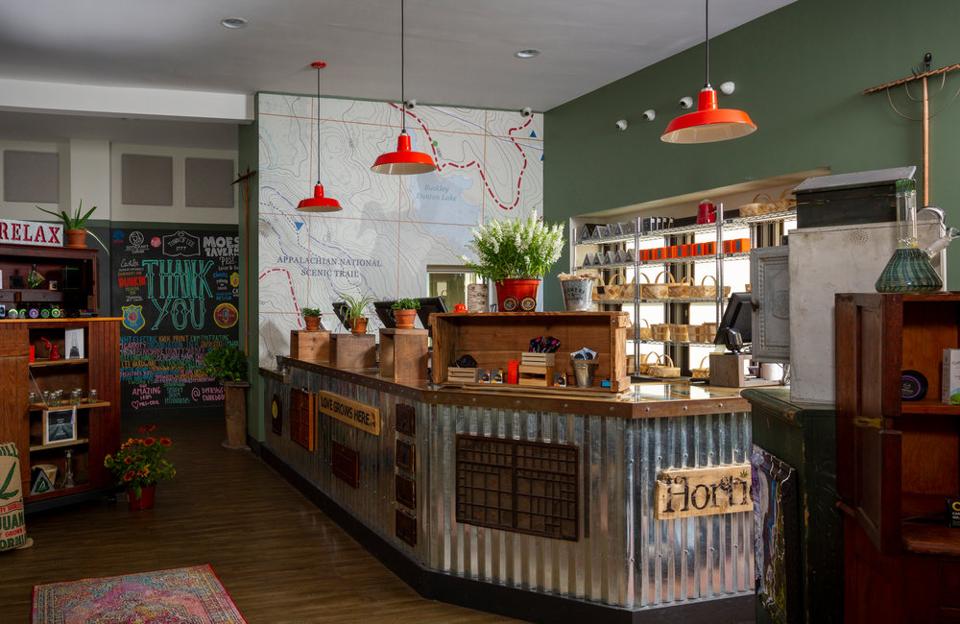 Tale Of Two Pot Dispensaries Coping With Covid 19