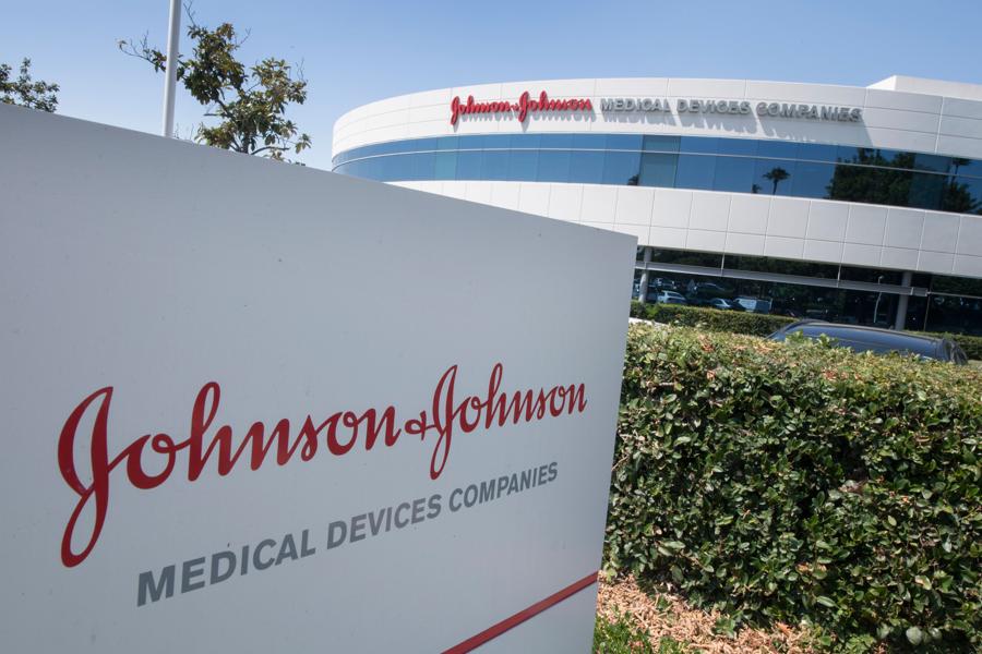 Johnson & Johnson Stock Surges 5% After Raising Dividend And Beating Earnings
