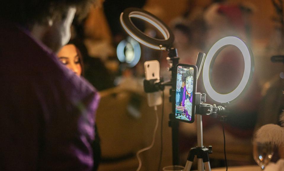 Performers can use the new LIVIT app.