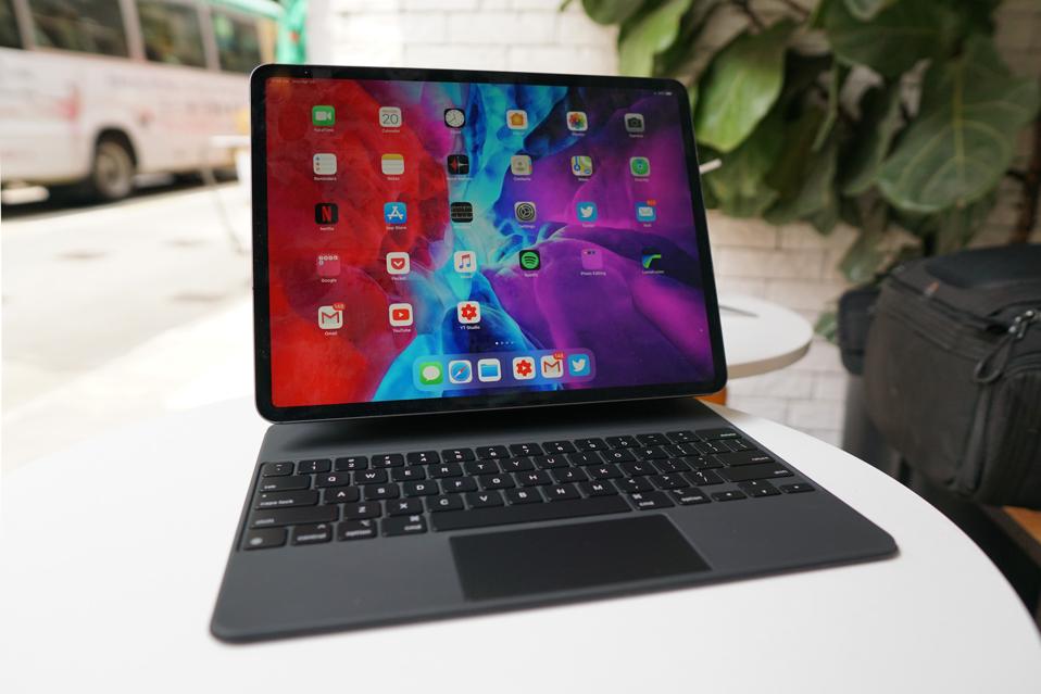 Ipad Pro Magic Keyboard Review The Final Piece That Turns Apple S Tablet Into A Computer
