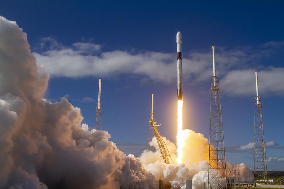 What Are Those Strange Moving Lights In The Night Sky Elon Musk S Starlink Satellites Explained What Are Those Strange Moving Lights In The Night Sky Elon Musk S Starlink Satellites Explained