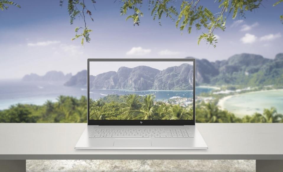 The HP ENVY 17 has an 86% screen-to-body ratio.
