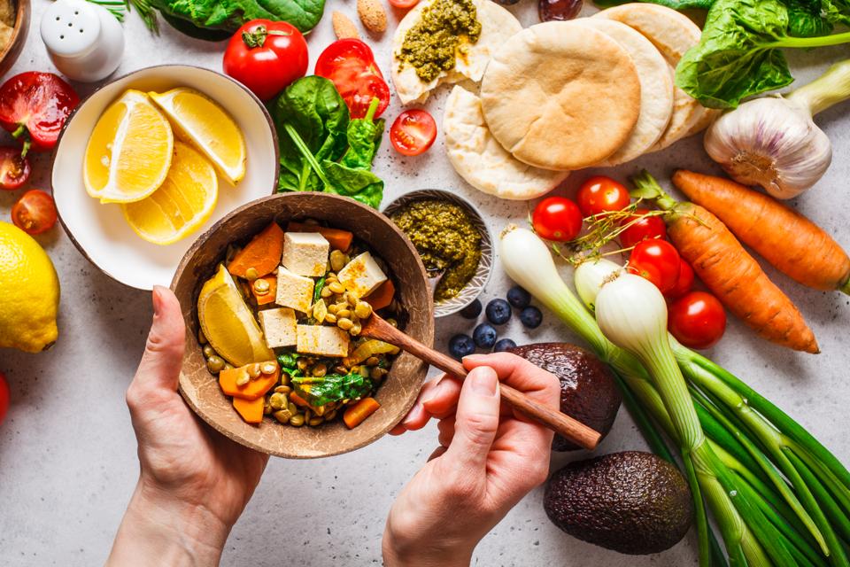 The Biggest Plant-Based Eating Myths That Nutritionists Want You ...