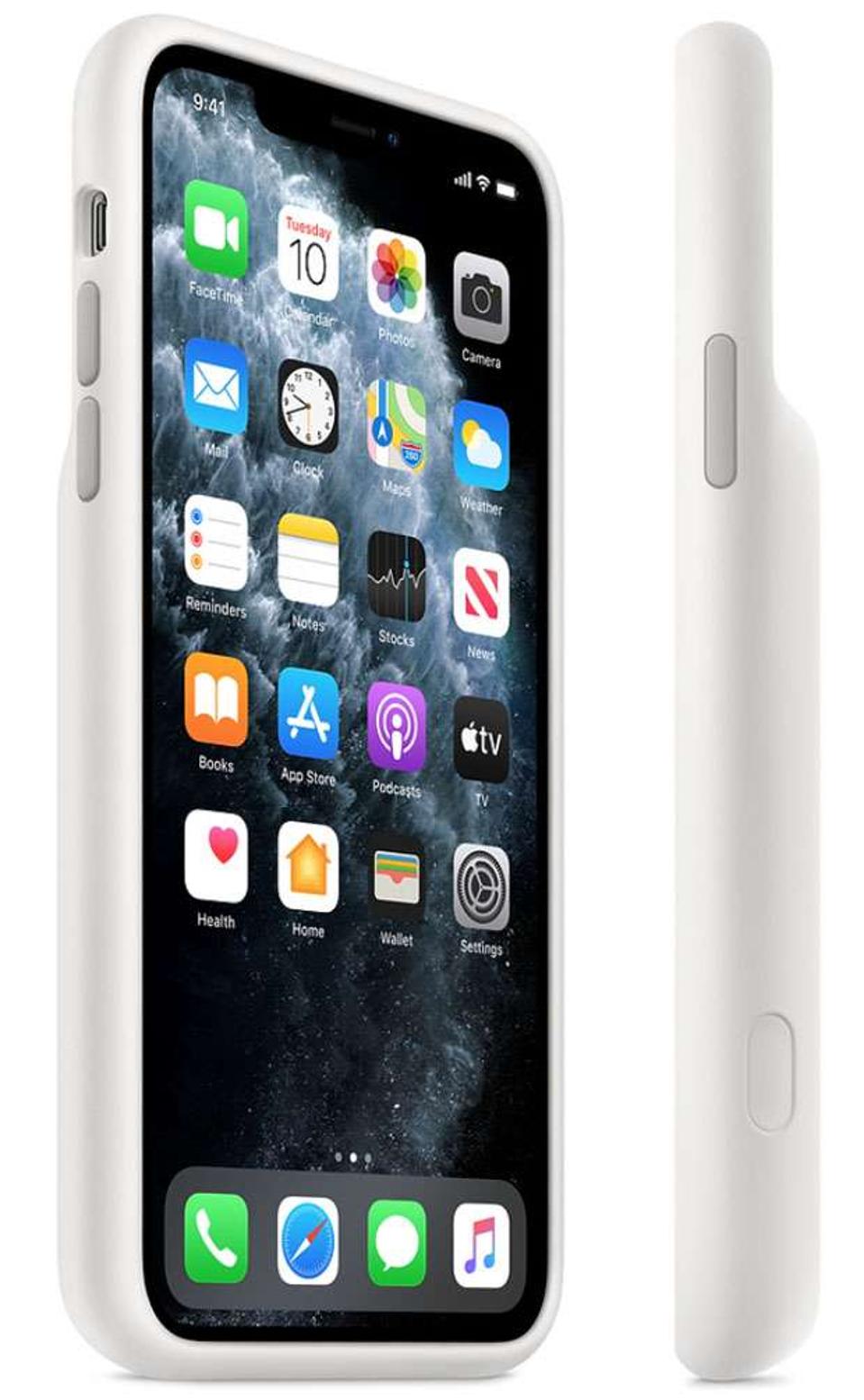 Apple's Smart Battery Case Is Surprisingly Practical And Accessible