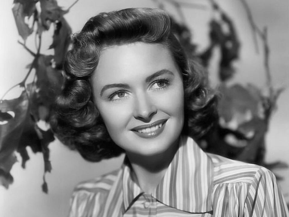 Trump Suggests Female Reporters Should Be More Like Donna Reed