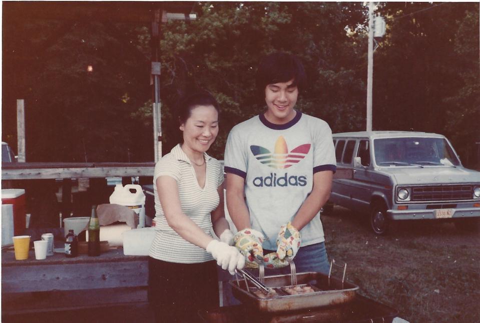 Ming Tsai creció cocinando con su madre.