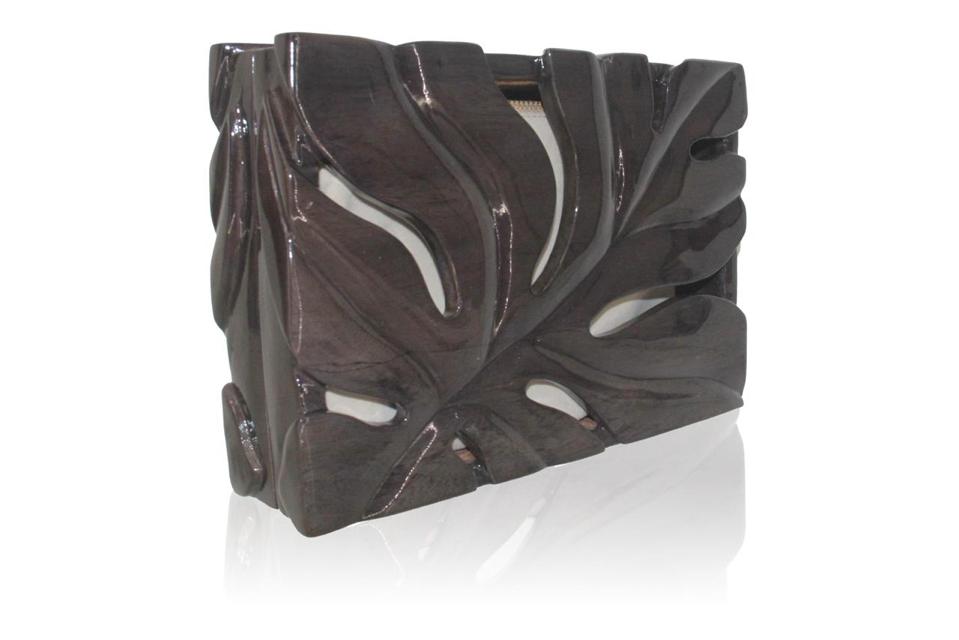 Hand carved Wooden Clutch by Aranaz