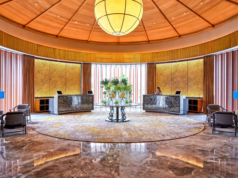 Luxury China travel hotel coronavirus