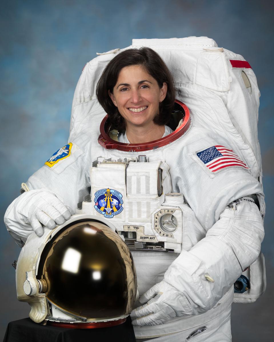 7 Astronauts Offer Tips On How To Thrive While Social Distancing 7 Astronauts Offer Tips On How To Thrive While Social Distancing
