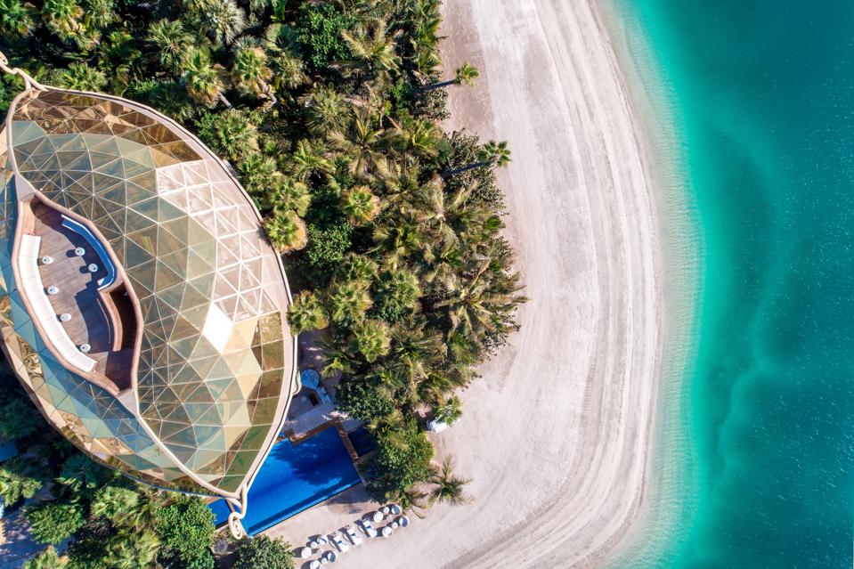 Sailing-Stream.fr ⚓ Dubaï s'apprête à ouvrir 6 îles à thème | The Heart of Europe ⚓ Villa de style viking sur l'île de Suède