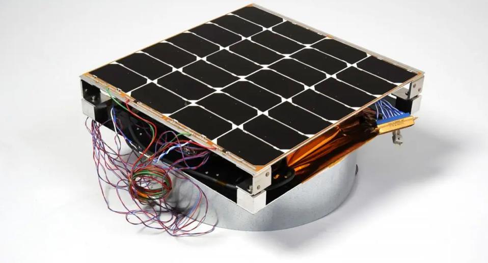 Solar Power Experiment Launched By Navy Research Lab On X 37b Space Plane
