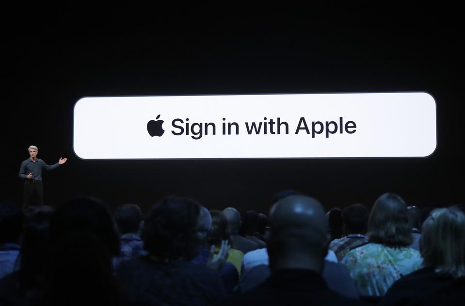 Apple Pays Hacker $100,000 For 'Sign In With Apple' Security Shocker