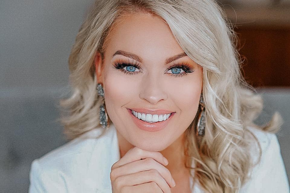 How To Think Like An 8-Figure Entrepreneur | Stephanie Burns