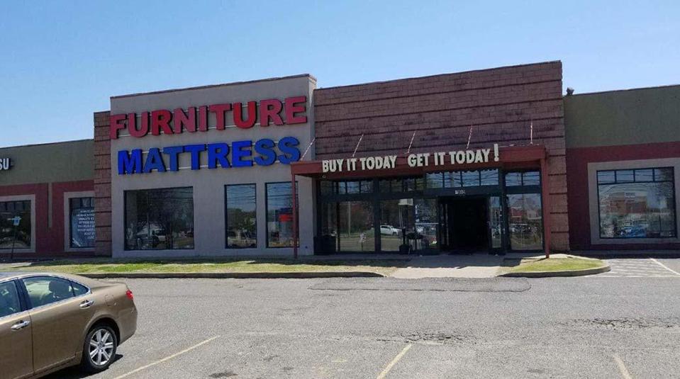 Picture of the front of an American Freight Furniture store.