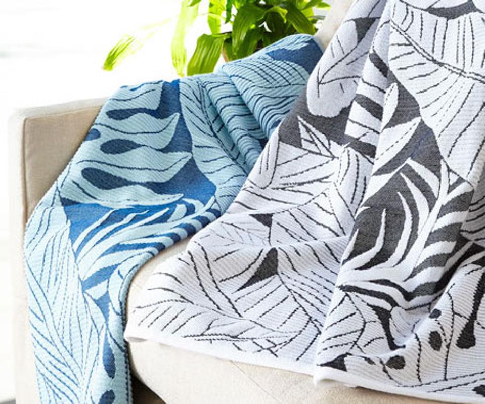 The Best Beach Towels For The Pool, Park & Beyond