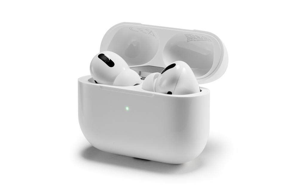 Apple AirPods Pro Upgrades Almost Stole The Show At WWDC 2020 ...