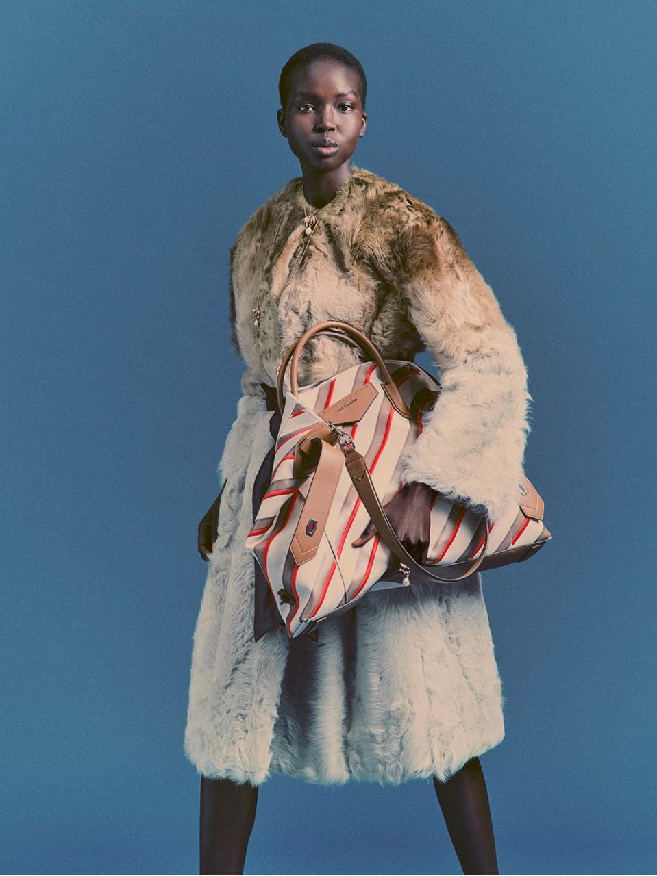 The bag comes in a plethora of colors and prints