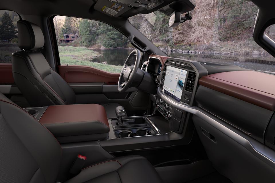 2021 Ford F-150 interior