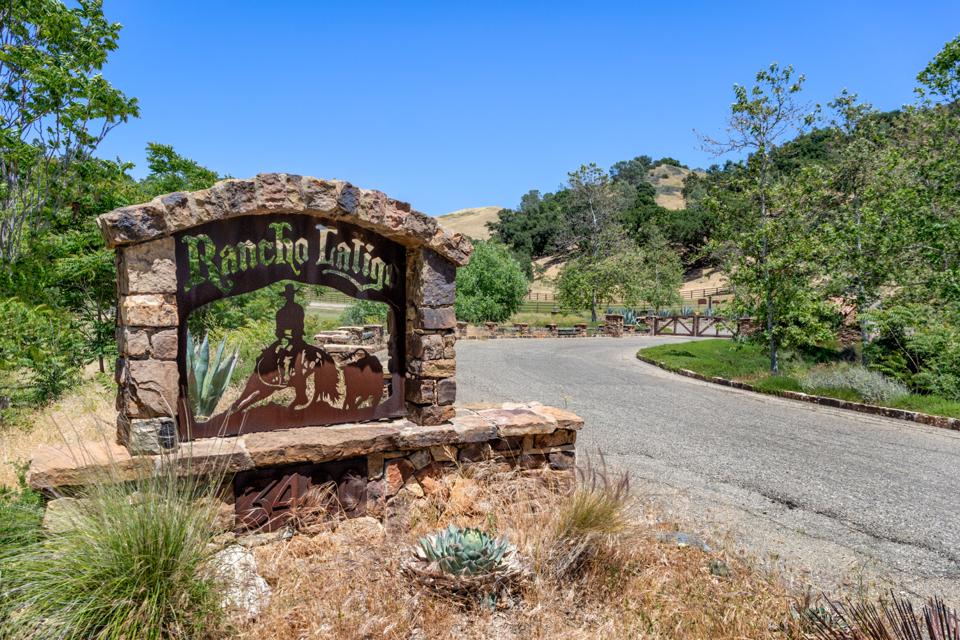 Rancho Latigo, Santa Ynez Valley, California, Santa Barbara, horse ranch, equestrian, Compass