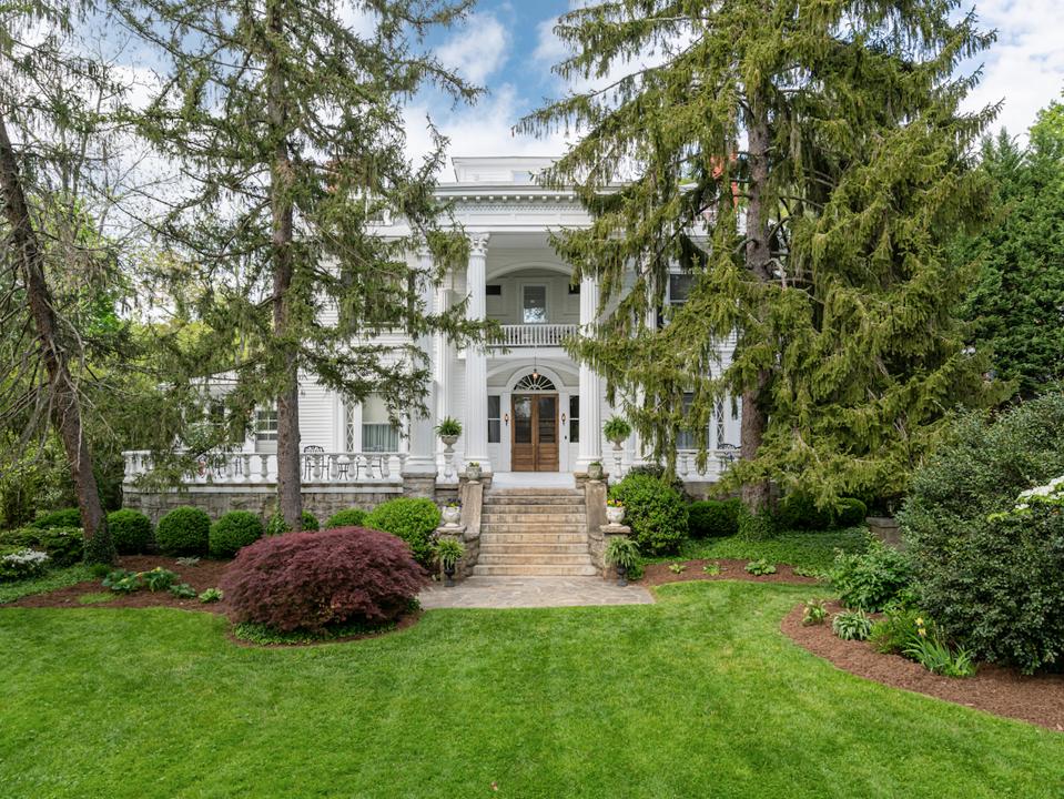 Albermarle Inn, Asheville, North Carolina, Bed & Breakfast, luxury real estate, historic