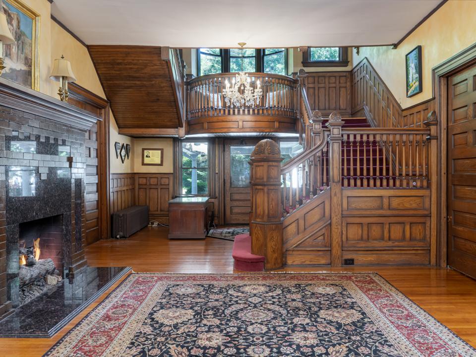 Albermarle Inn, Asheville, North Carolina, Bed & Breakfast, residence, lobby, luxury real estate