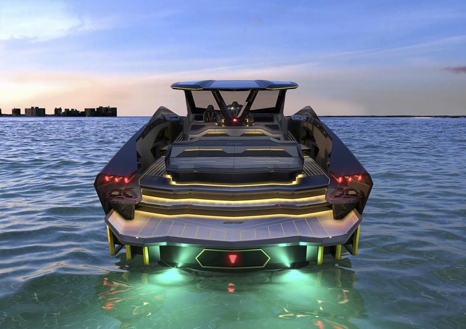 4,000 Horsepower Lamborghini Powerboat Brings Italian ...