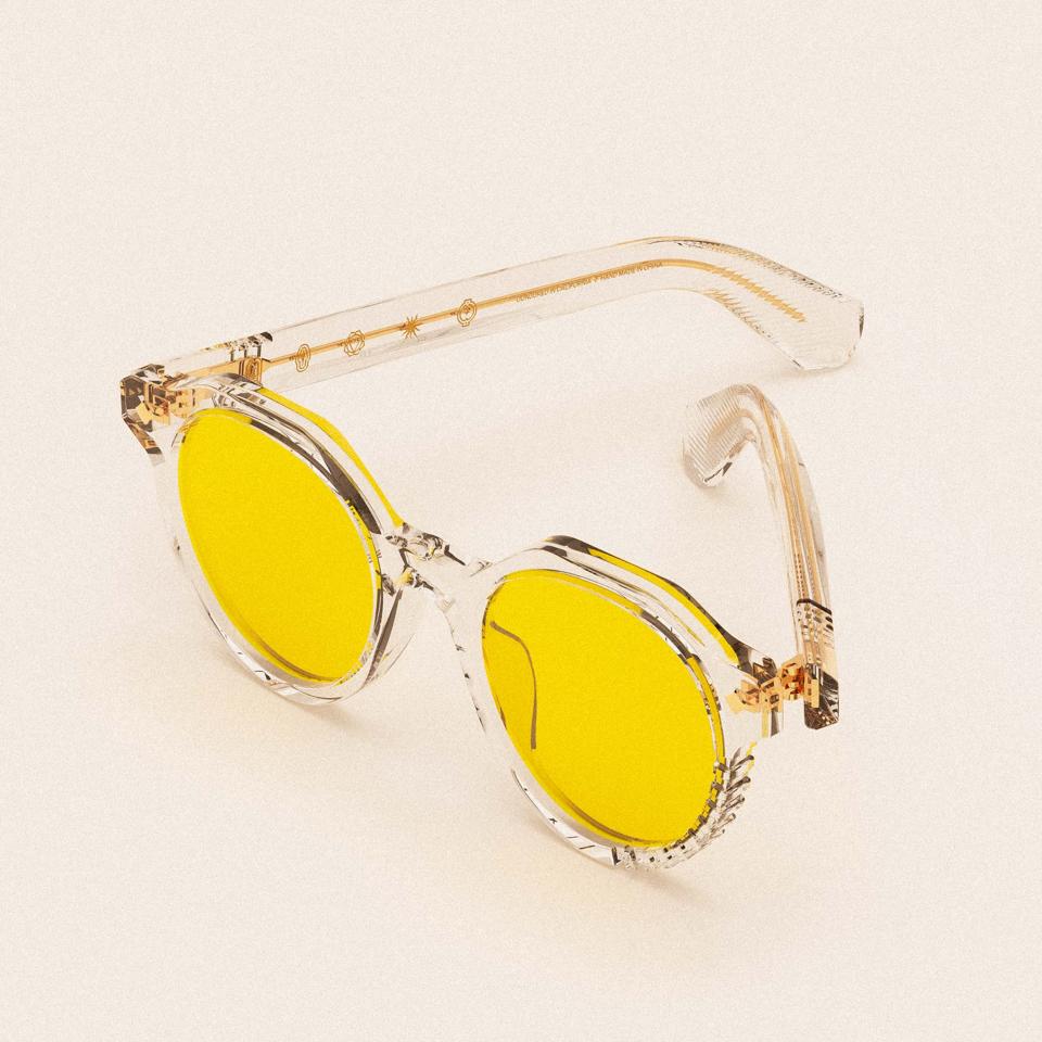 AURAZONE 100 sunglasses. Scientifically proven to help you focus and gain clarity.