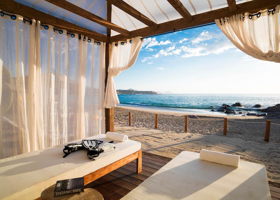 H2O Cave & Outdoor Beach Spa treatments