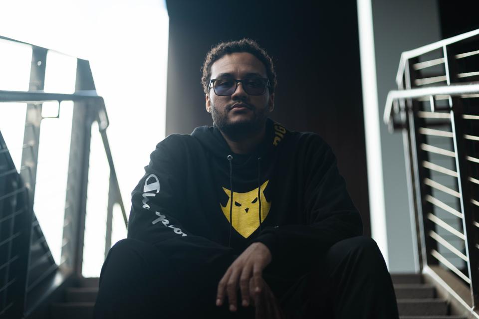 Dignitas hoodie Clearance