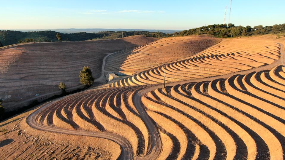 Terracing at Herdade Aldeia de Cima, Alentejo