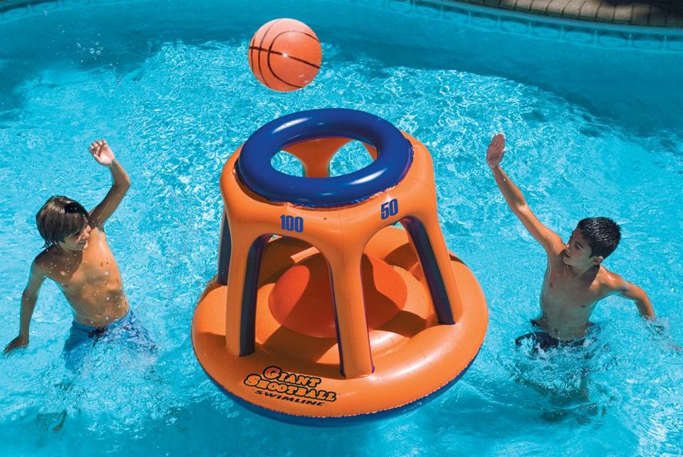 Swimming pool toys and inflatables Clearance