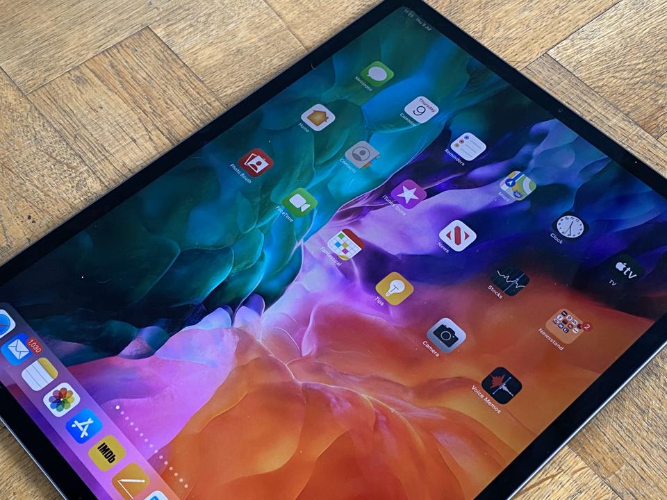 new apple ipad pro with dazzling design