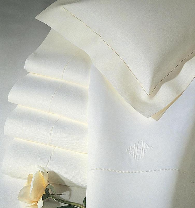 16 Great Linen Sheet Sets And Breezy Bedding Pieces