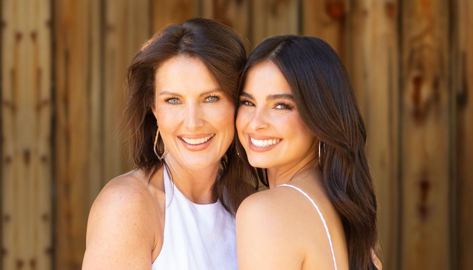 Un'immagine di Addison Rae e di sua madre Sheri Easterling